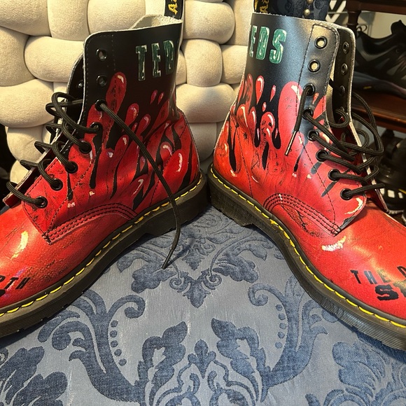 Super Rare! Dr Martens x Demented Are Go size 11/EU 43 - Picture 2 of 9